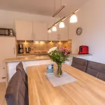 Apartment Viola *